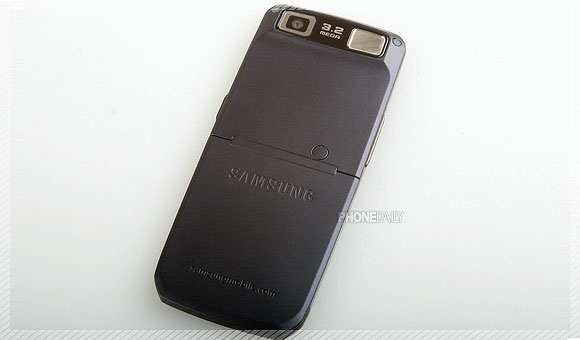Samsung U108 實測　地表最薄 320 萬畫素！