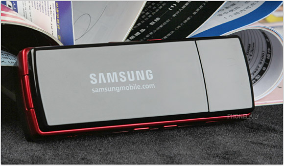 二代音樂仙女棒　特色新機 Samsung F200