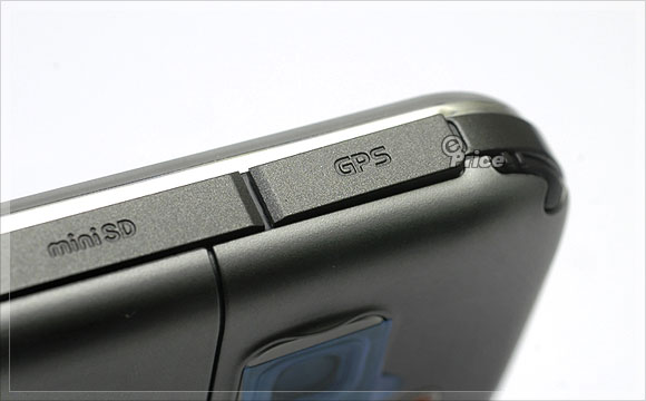 ASUS P550 歐版寫真：GPS + 3.5 吋大螢幕　