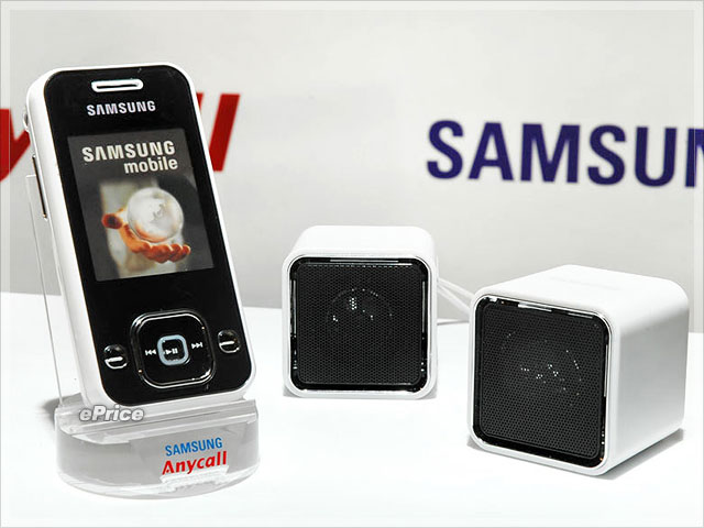 Samsung i458、F258 開賣！頂級音質 vs. 平價美聲