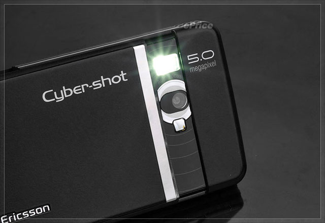 500 萬纖薄 Cyber-shot　SE C902 拍照好本領