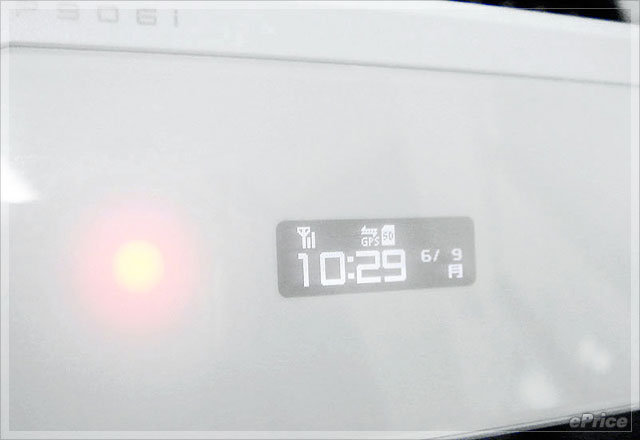 DoCoMo 夏季首發：Panasonic P906i 升格演出
