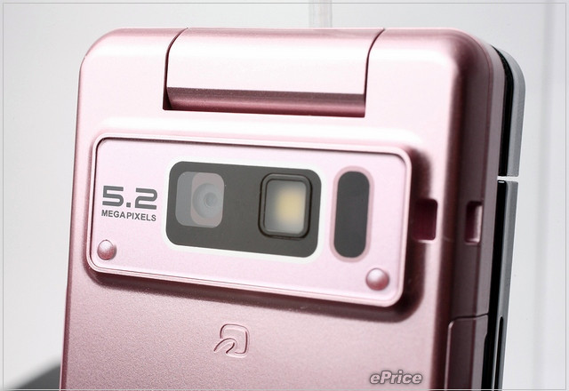 Sharp SH906i 魅力進化：相機升級、新型態觸控