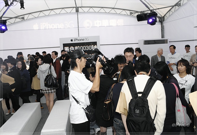 久等了！　Apple iPhone 3G 台灣正式開賣
