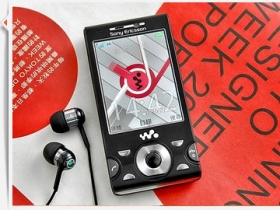 SE W995 上市版實測：升級改良，影音兼得