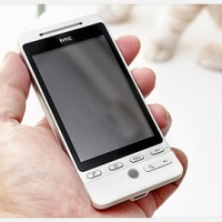 HTC Hero 完全評測（一）：開箱與外觀