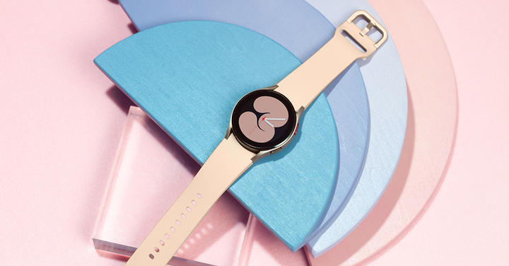 三星 Galaxy Watch 4 的 beta 軟體意外確認了 Watch 5 系列的型號