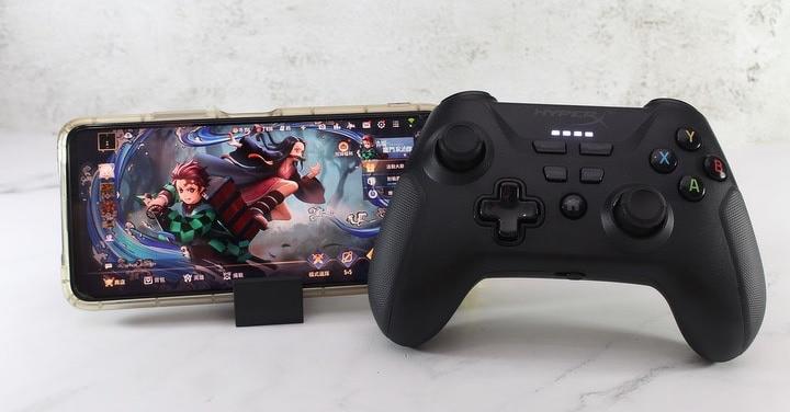HyperX Clutch 無線遊戲控制器-19小時高續航力，行動征戰展現神技