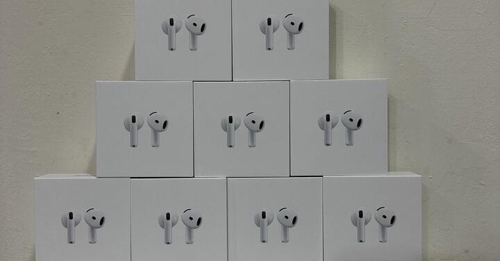 【特賣】AirPods 4 限時特價只要 $4,090 元起！(12/14-12/20)