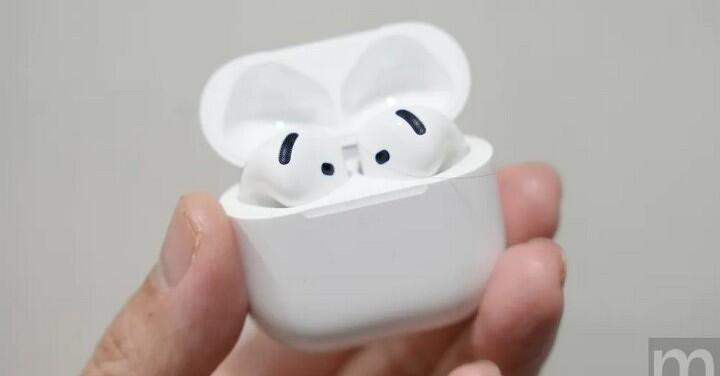 第四代 AirPods 開箱動手玩