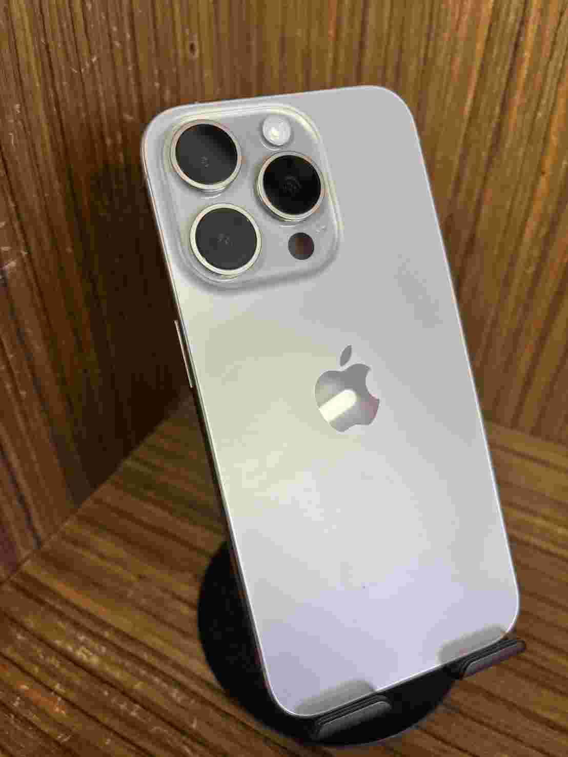 Apple iPhone 15 Pro 256GB