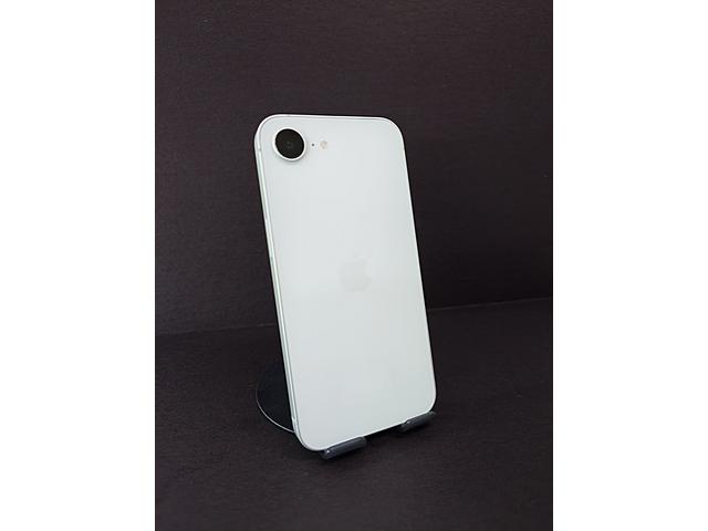 Apple iPhone 16e 128GB
